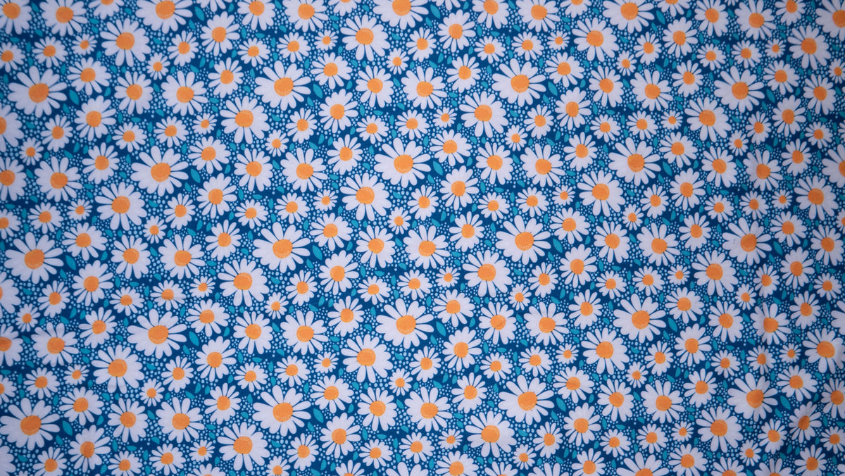 250 GSM DBP Daisy Print #206 Double Brushed Polyester Spandex Apparel Stretch Fabric 58"-60" Wide By The Yard