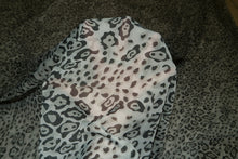 Load image into Gallery viewer, il_fullxfull.1469353934_ns93